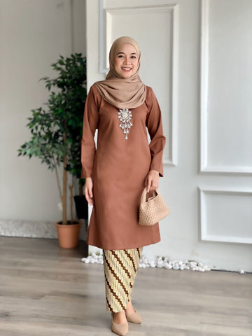 Sarimah batik cotton  (Brown)